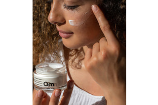 Mini Coconut Dew Hyaluronic Moisture Cream